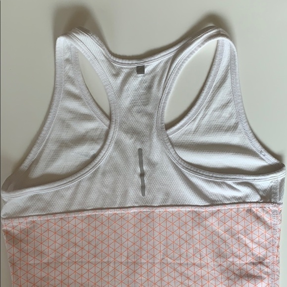 NIKE Dri-Fit Racerback Women Tank Top, size XS - Picture 7 of 9